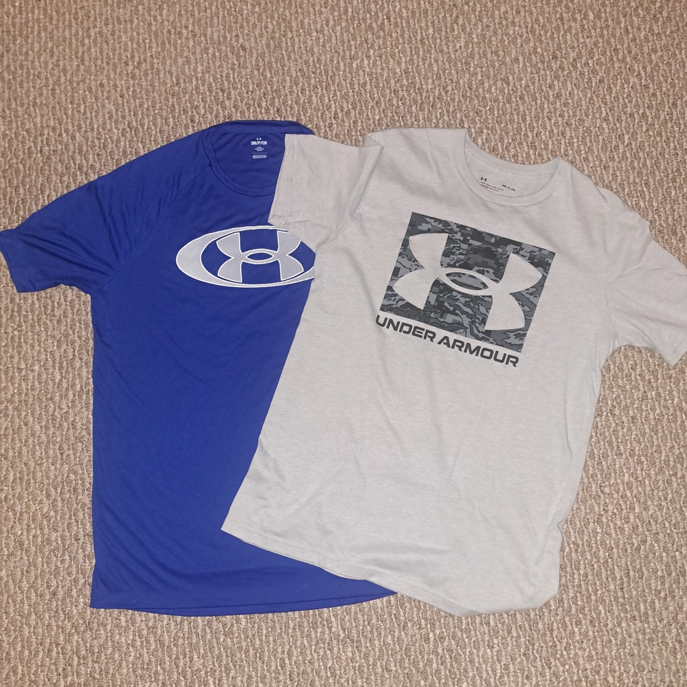 Under Armour 2 MENS SMALL Short Sleeve Tees